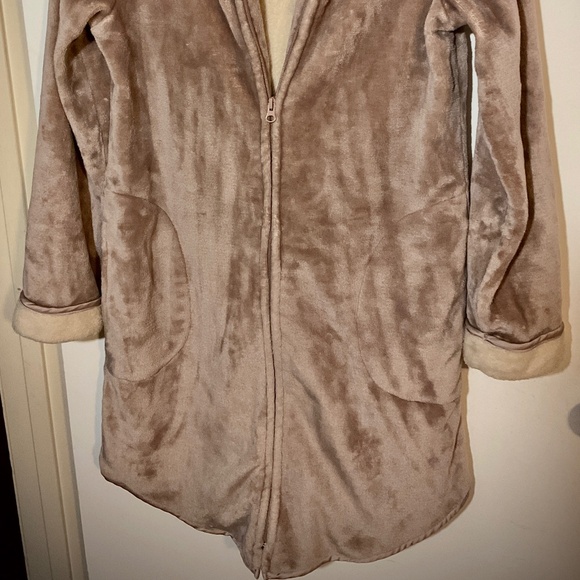 New Women’s Koolaburra by UGG Jacket Full Zip Sherpa Lined Long Length Tan XS - Picture 3 of 9